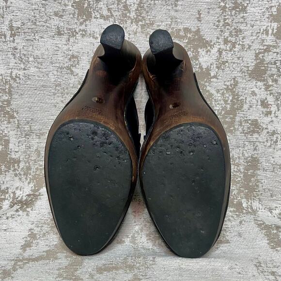 Gucci Horse Bit Leather Clog Mules with Wooden Heel in Black - Picture 8 of 10